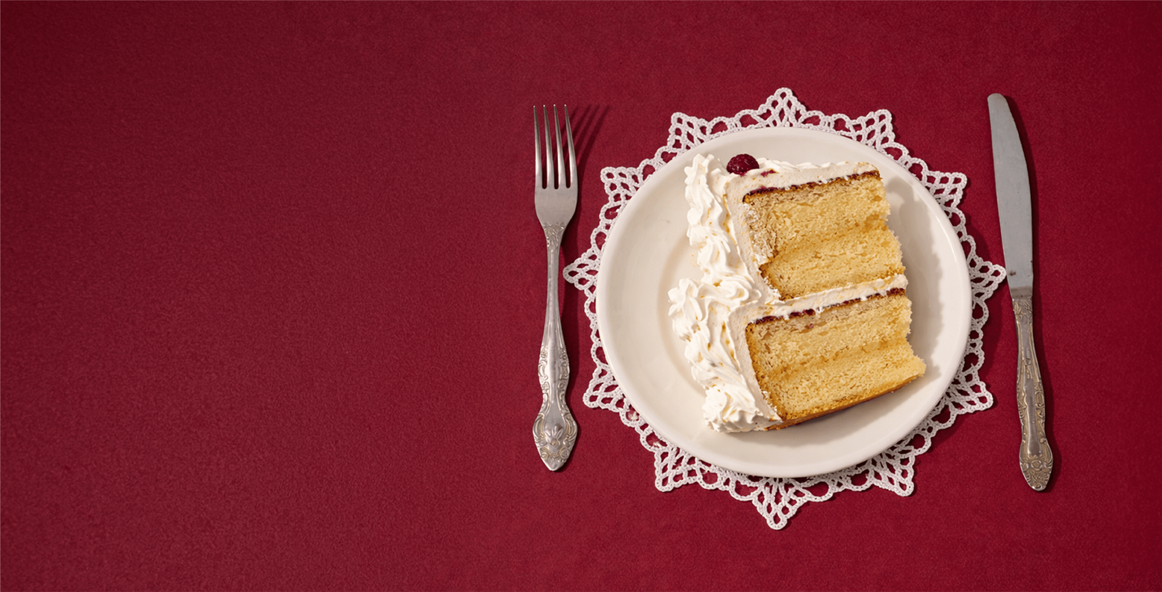 Artisan cake slice presentation